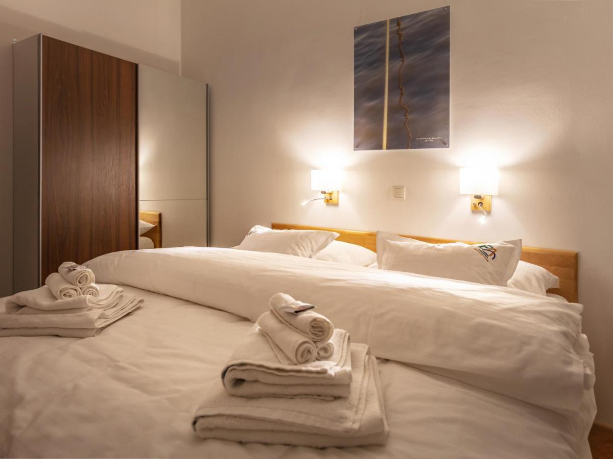 Pannonia Appartements นอยซีเดิลอัมเซ ภายนอก รูปภาพ