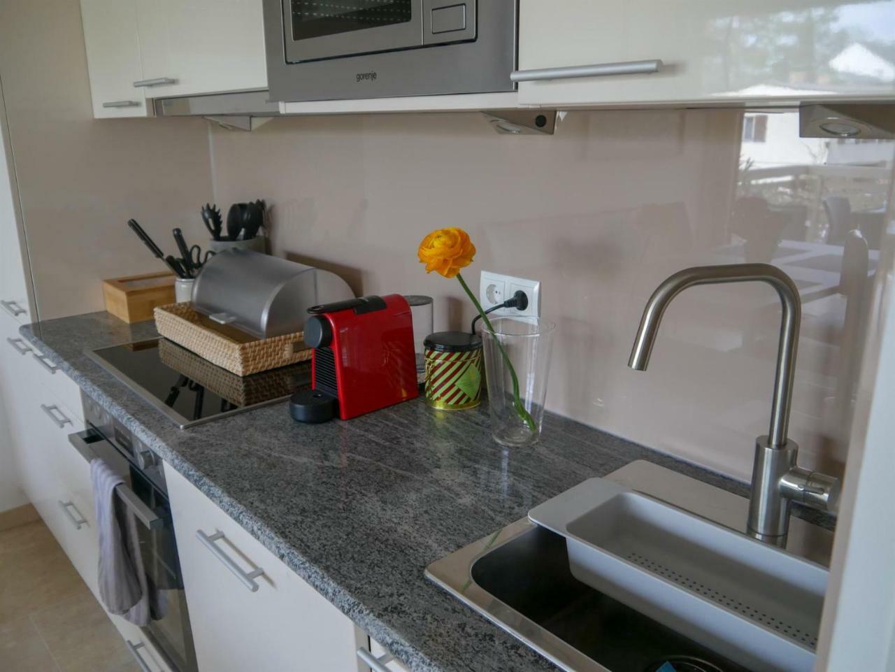 Pannonia Appartements นอยซีเดิลอัมเซ ภายนอก รูปภาพ