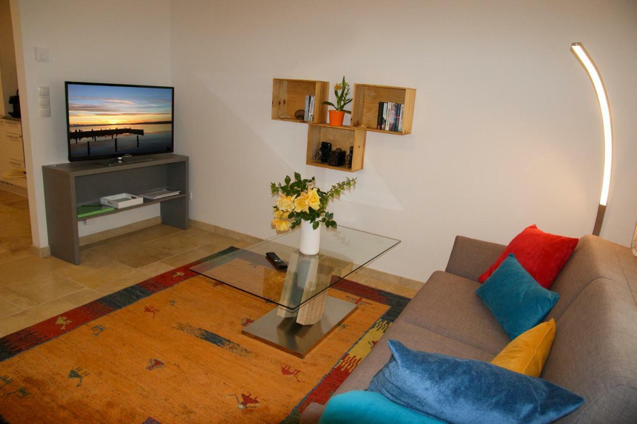 Pannonia Appartements นอยซีเดิลอัมเซ ภายนอก รูปภาพ