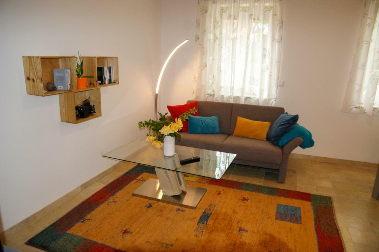 Pannonia Appartements นอยซีเดิลอัมเซ ภายนอก รูปภาพ